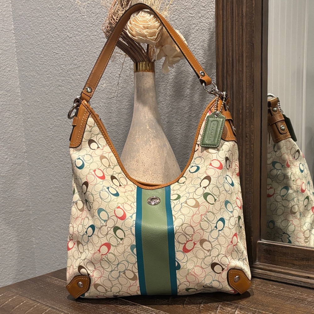 Coach 2010 collection Cream and Brown Shoulder Bag with Green Accent - Picture 1 of 12